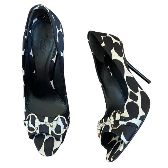 Gucci Women’s Black White Dot Cow Print Silver Bit Open Toe Pump Heels Size 7.5 - Picture 13 of 13
